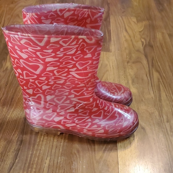 Shoes - Picture 2 of 4